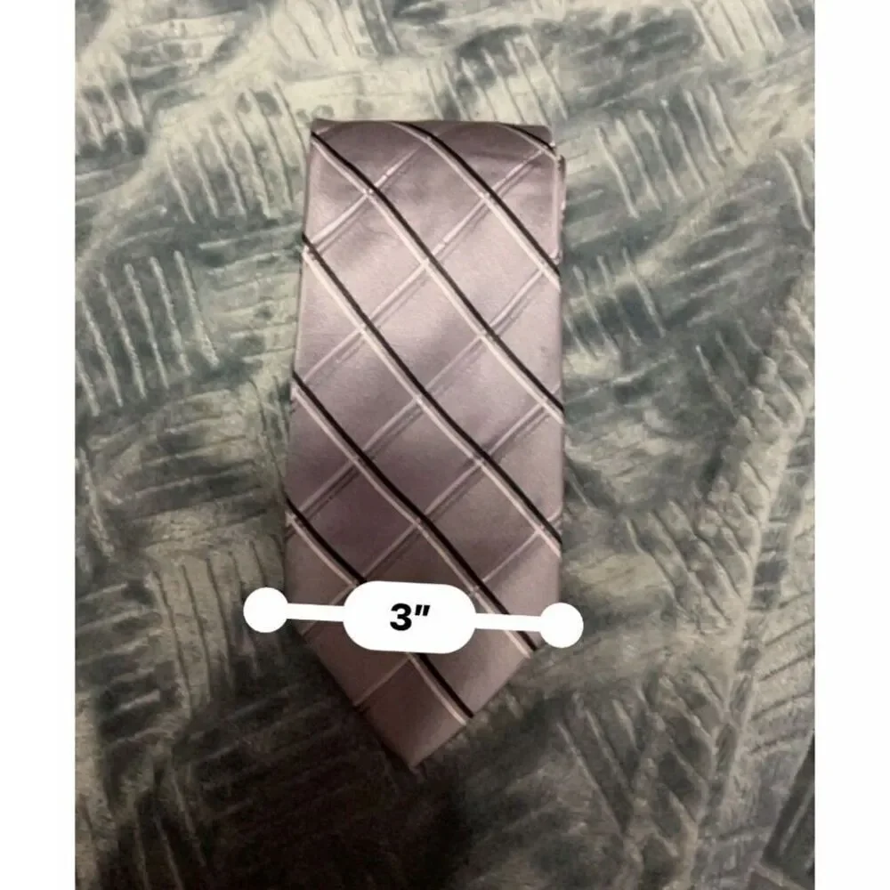 Claiborne Gray Silver Geometric Silk Tie